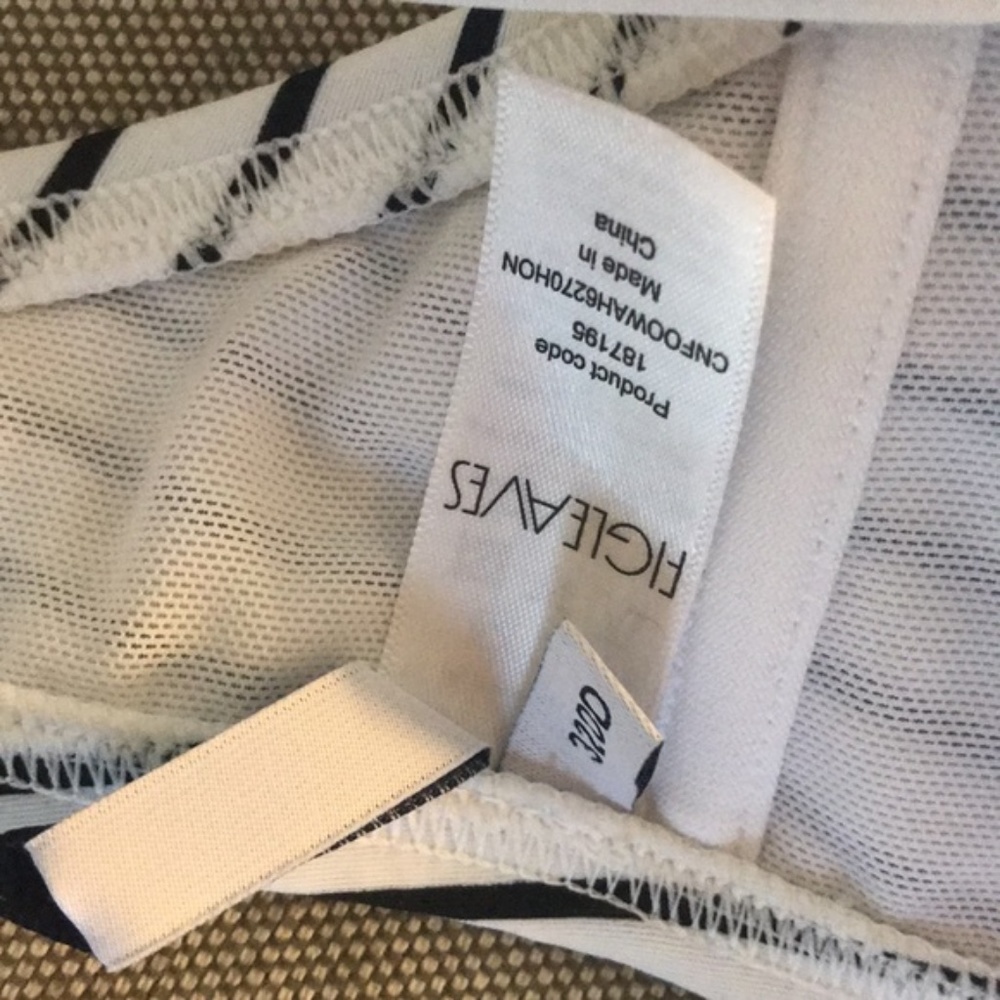 NWT Figleaves Black/White Stripe Bikini Top (32DD) - Picture 3 of 6
